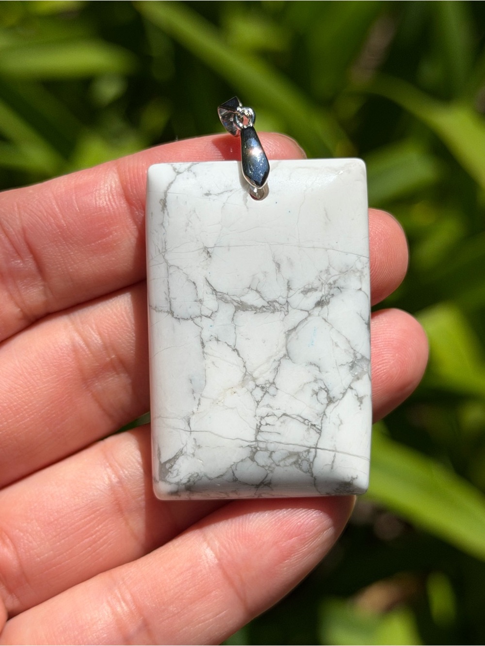 925 silver plated rectangular white Howlite‎ pendant 1618
